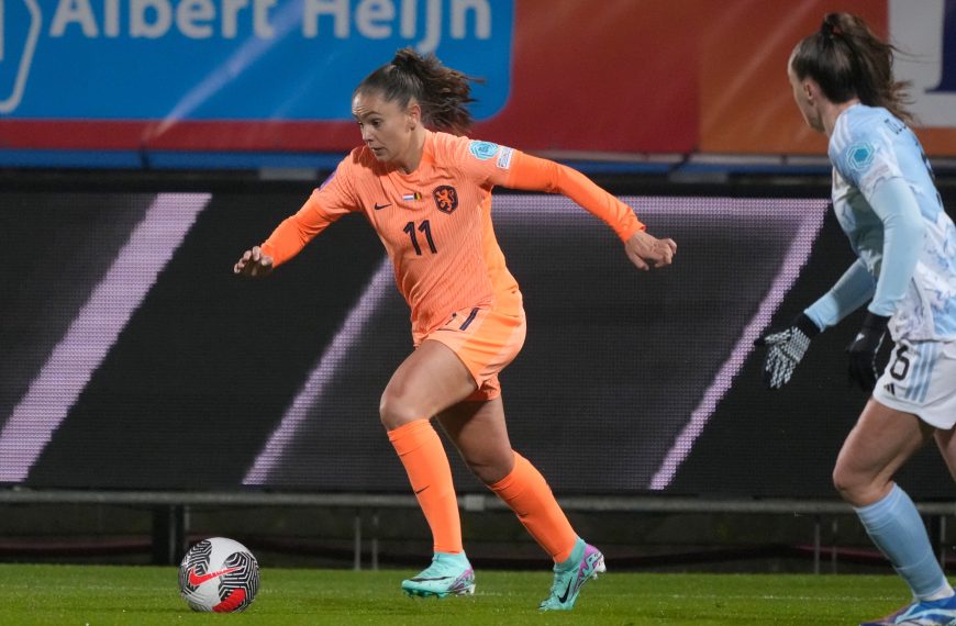 Oranjevrouwen winnen van België 4-0